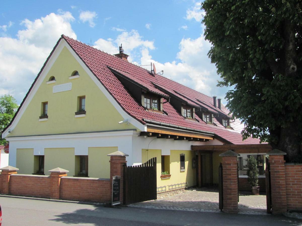 Hotel Šindlerův Dvůr Krmelin Exteriér fotografie